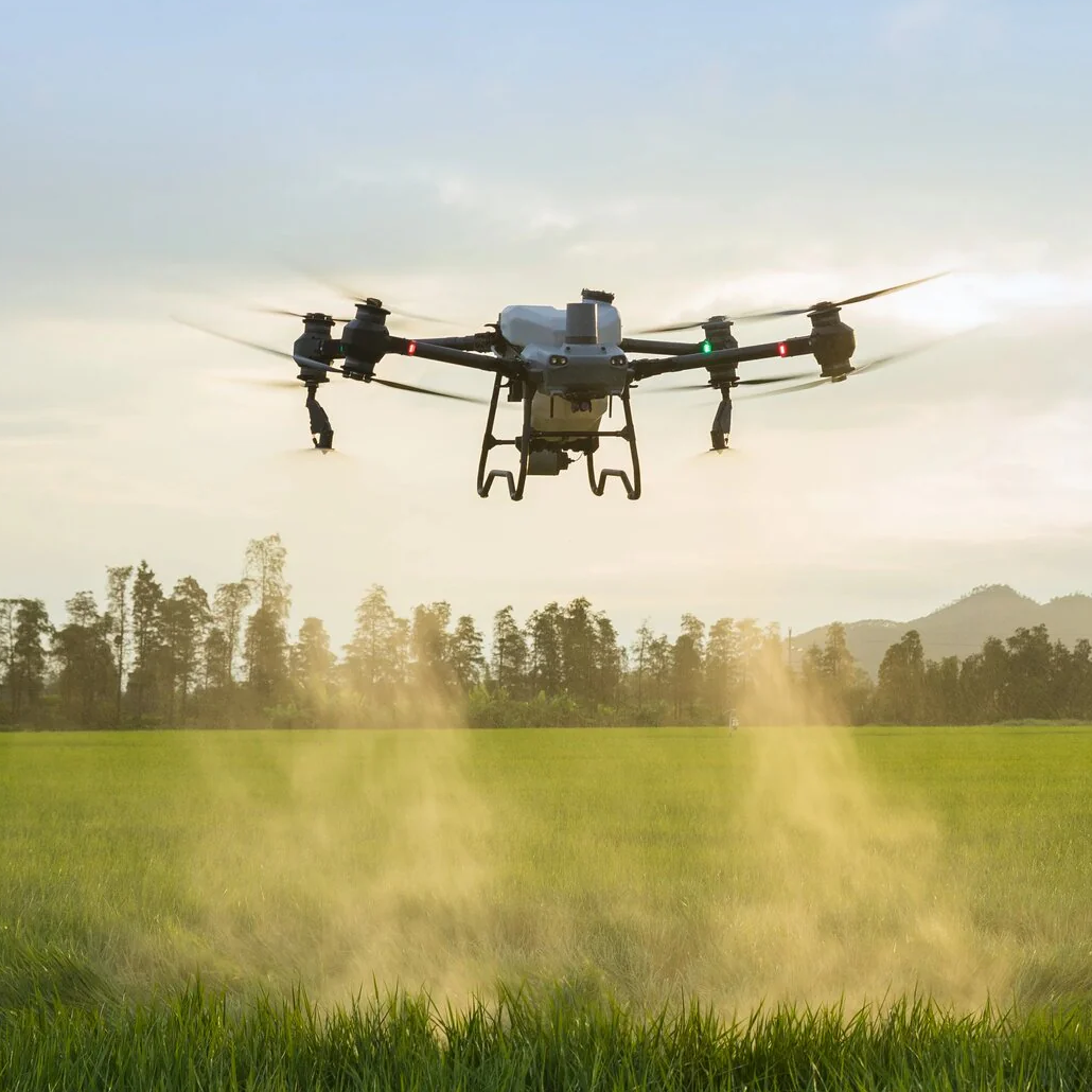 Cele mai bune drone profesionale pentru agricultură: ghid complet pentru alegerea corectă